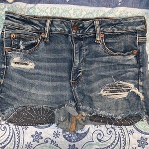 American Eagle distressed jean shorts